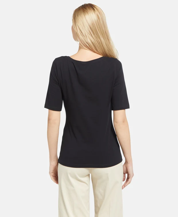 T-Shirt - Image 3