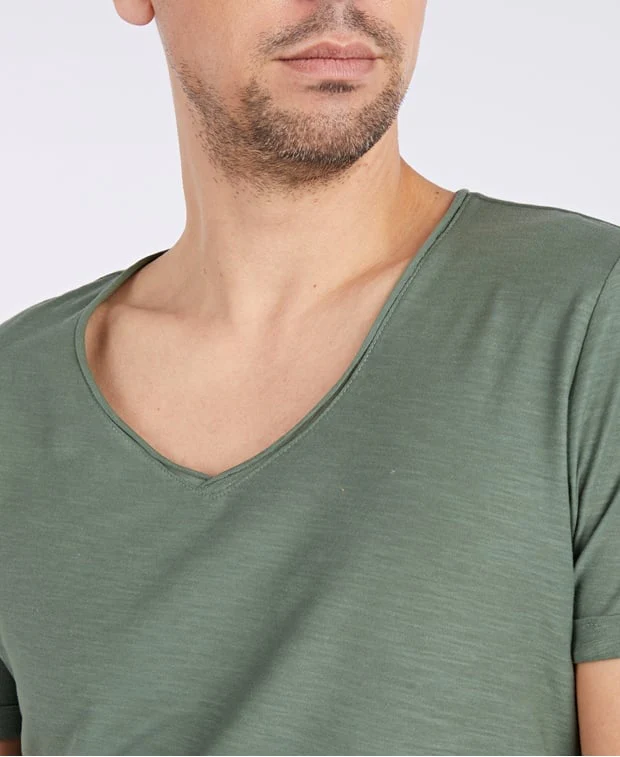 T-Shirt - Image 2