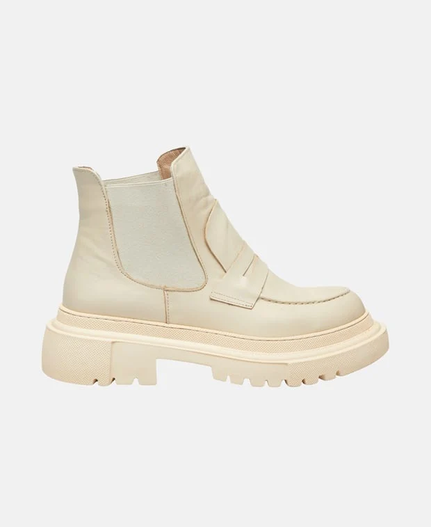 Chelsea Boots - Image 4