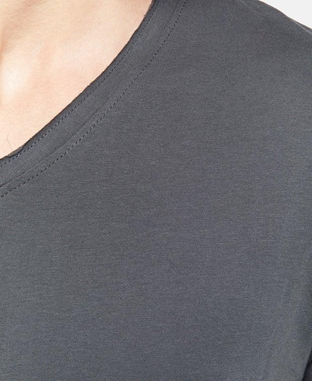 T-Shirt - Image 2