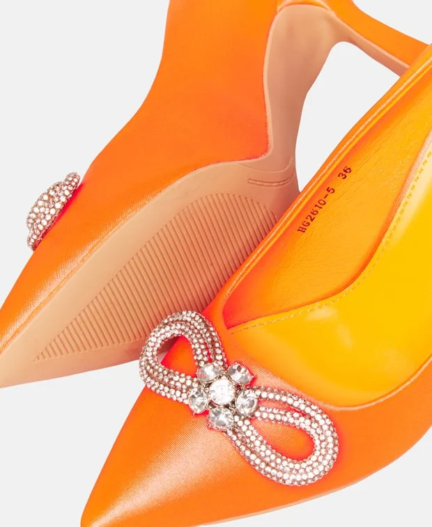 Pumps - Image 5