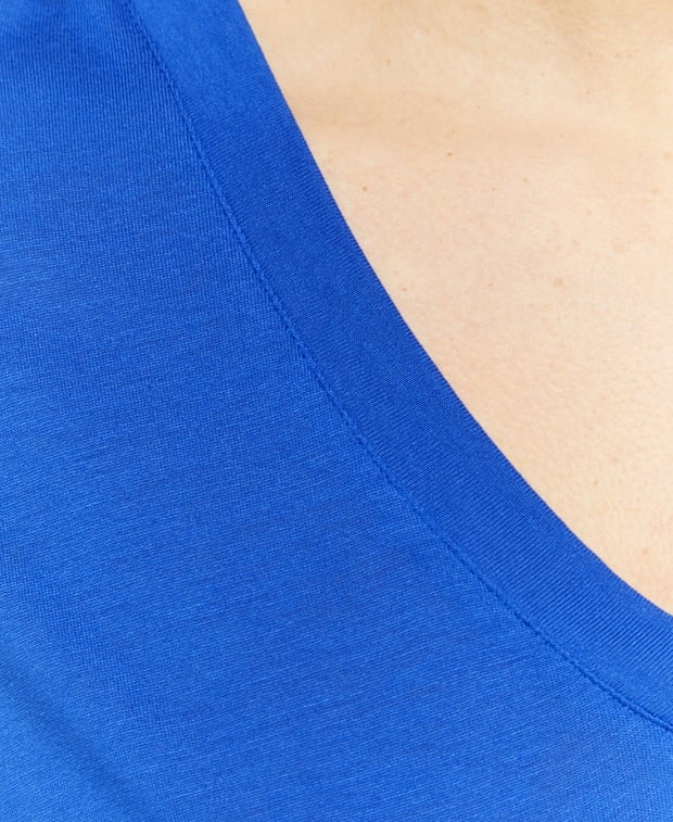 T-Shirt - Image 2