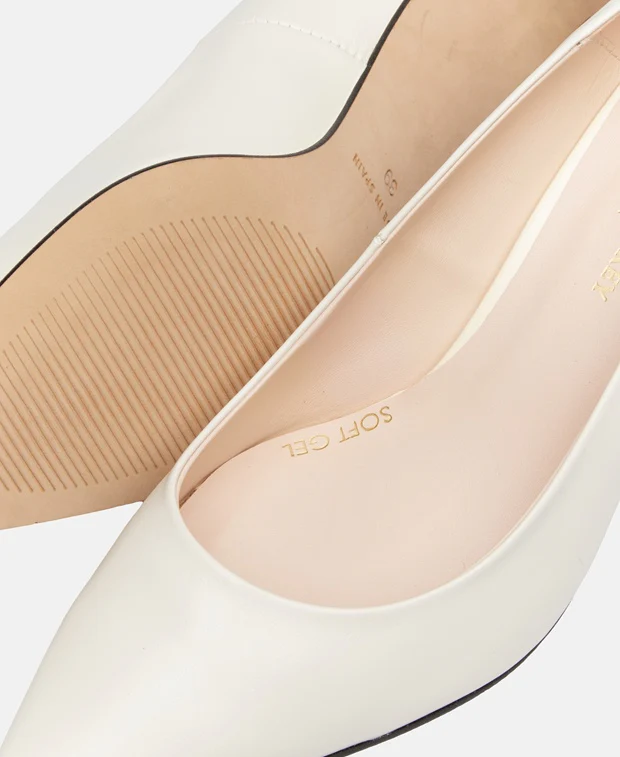 Pumps - Image 5