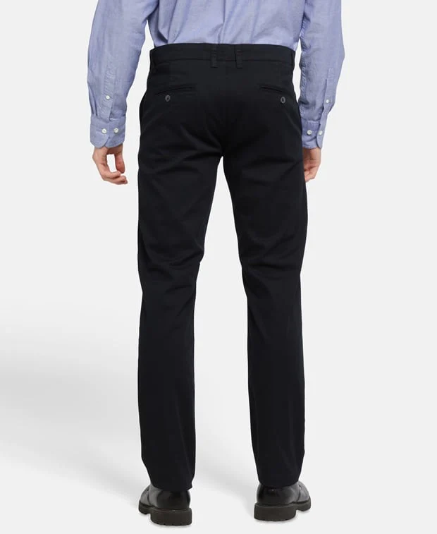 Chino - Image 3