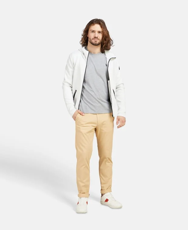 Chino - Image 5