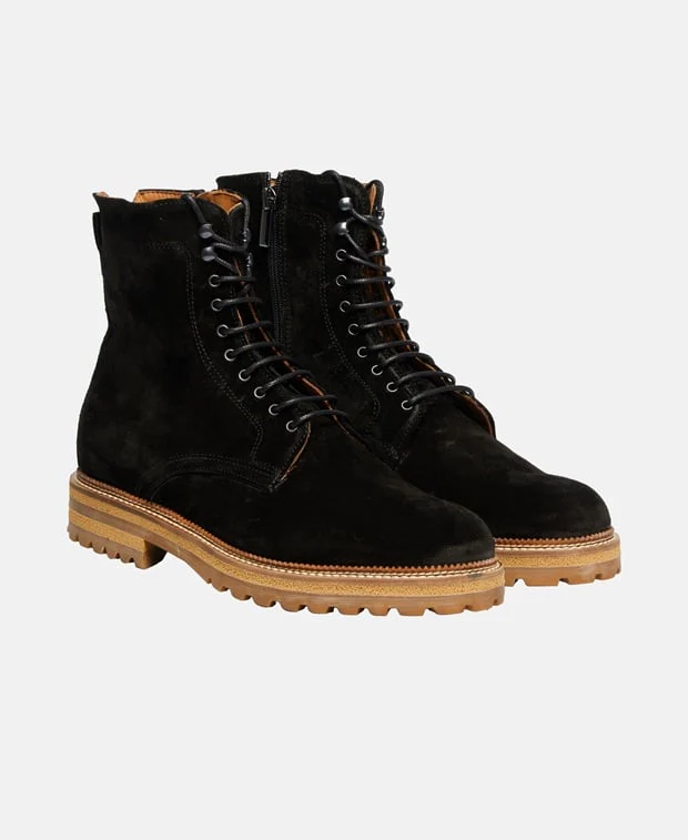 Schnürboots