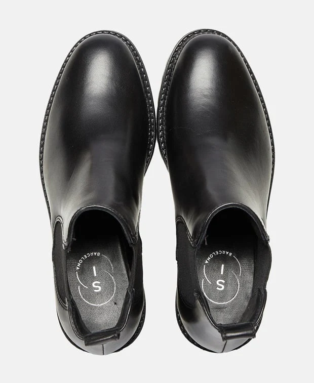 Chelsea Boots - Image 3