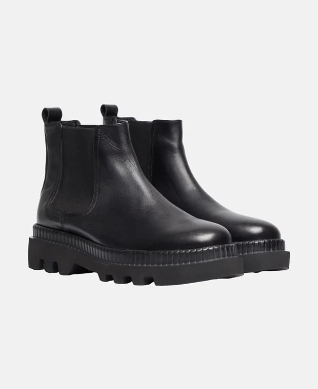 Chelsea Boots