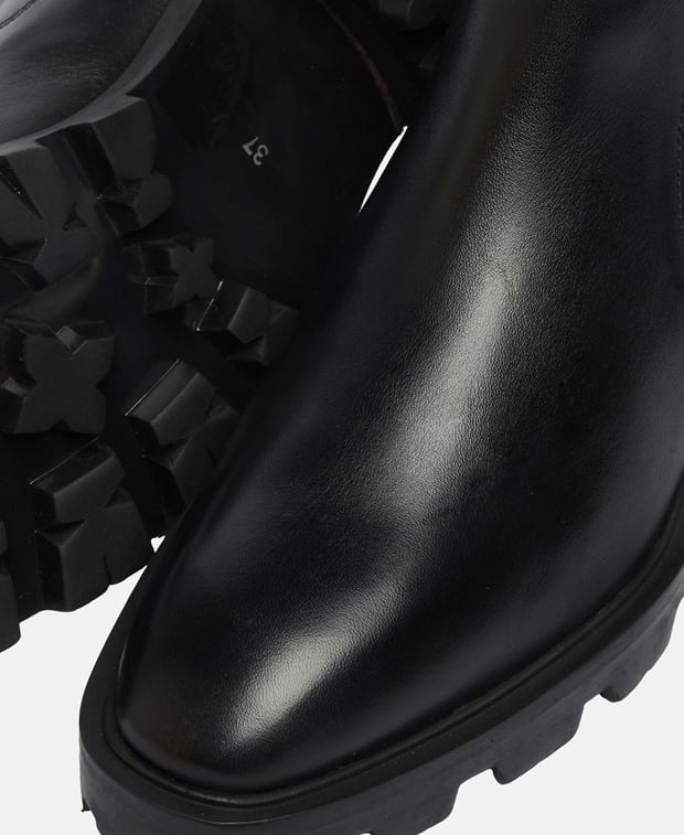 Chelsea Boots - Image 5