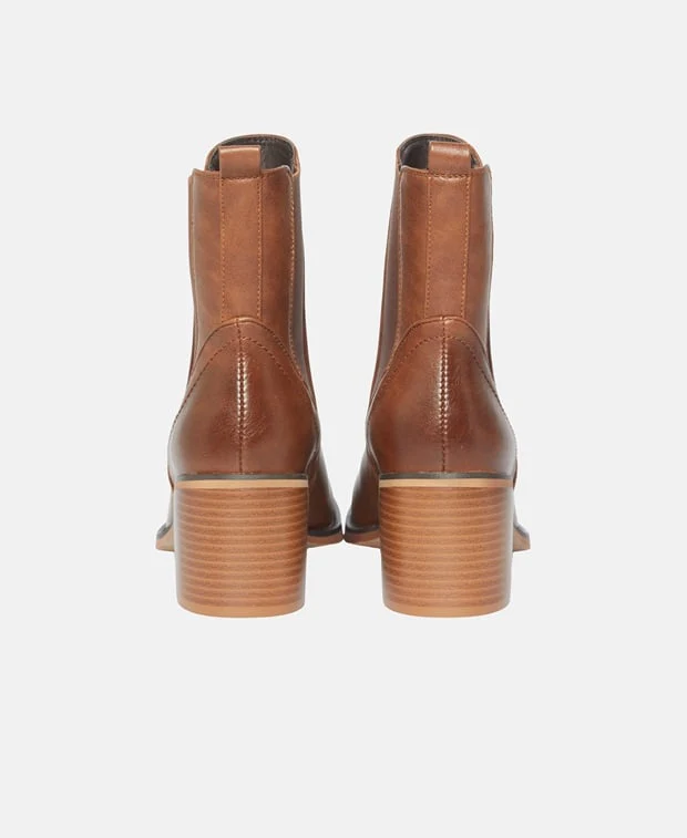 Chelsea Boots - Image 2