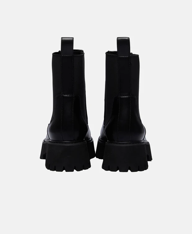 Chelsea Boots - Image 2