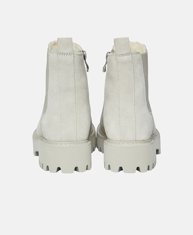Chelsea Boots - Image 2