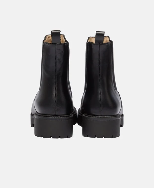 Chelsea Boots - Image 2