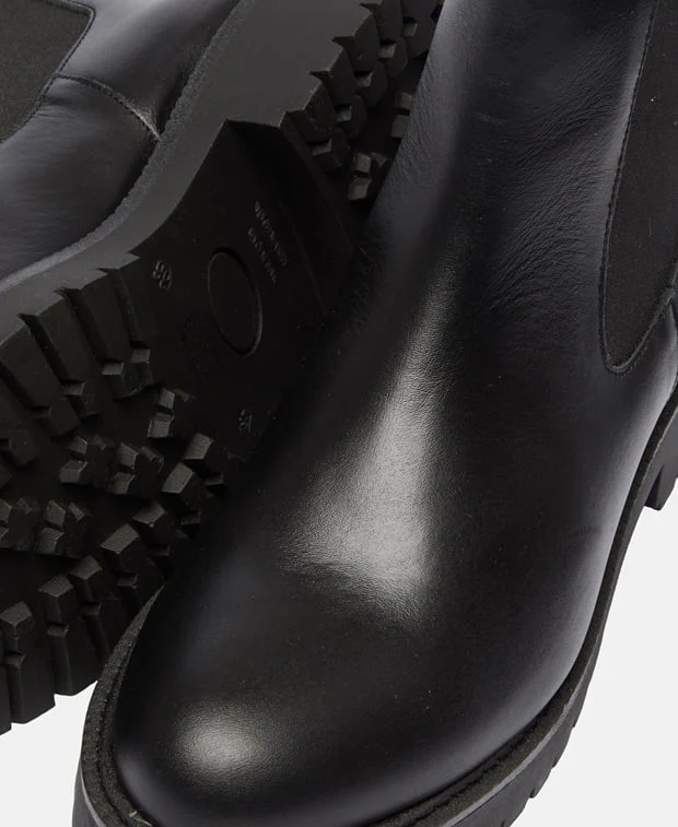 Chelsea Boots - Image 5