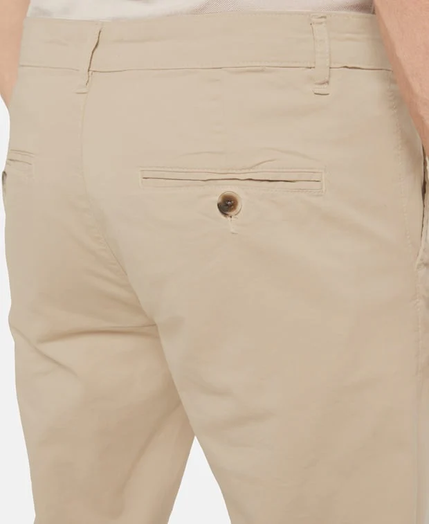 Chino - Image 2