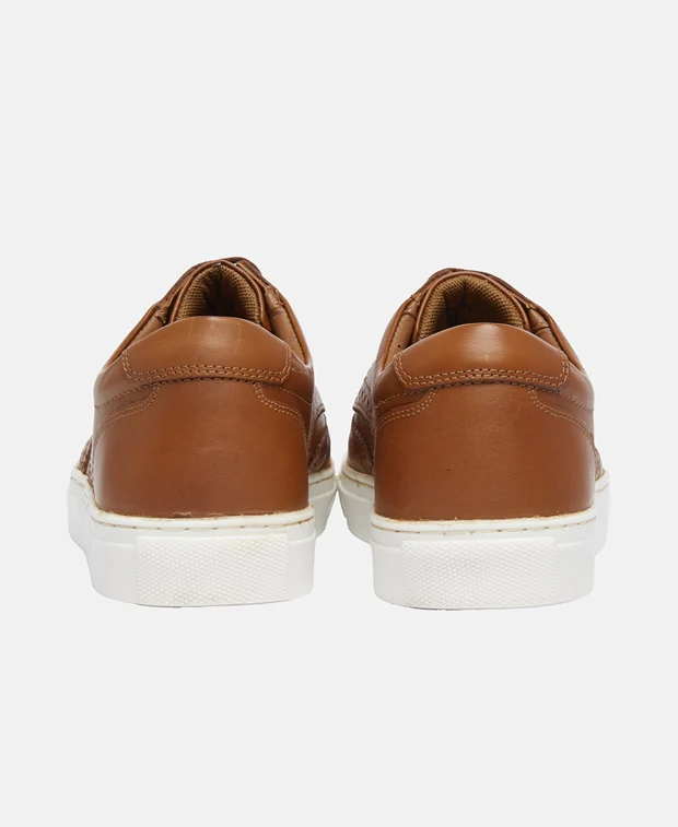 Sneaker - Image 2