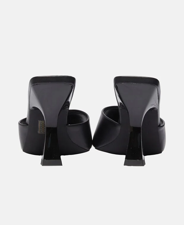Mules - Image 2
