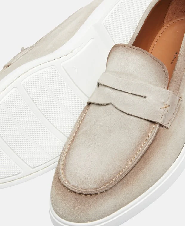 Loafer - Image 5