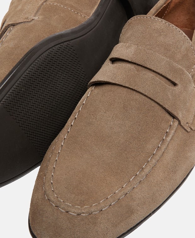 Loafer - Image 5