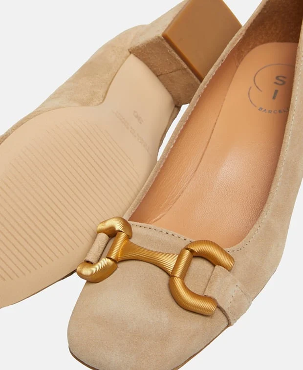 Pumps - Image 5