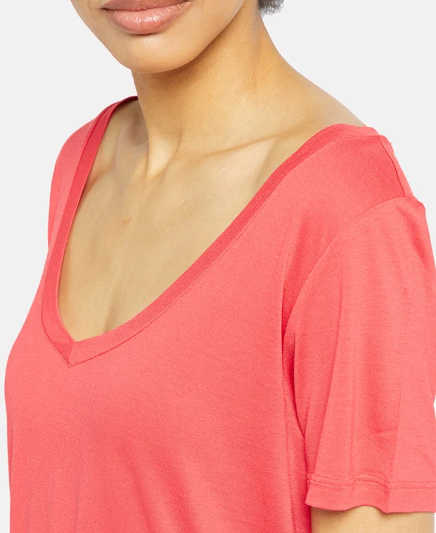 T-Shirt - Image 2