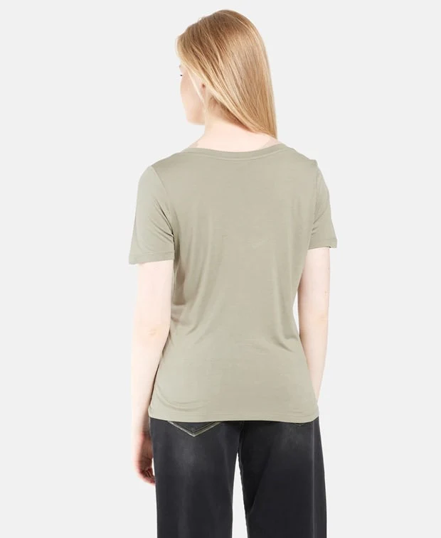 T-Shirt - Image 3