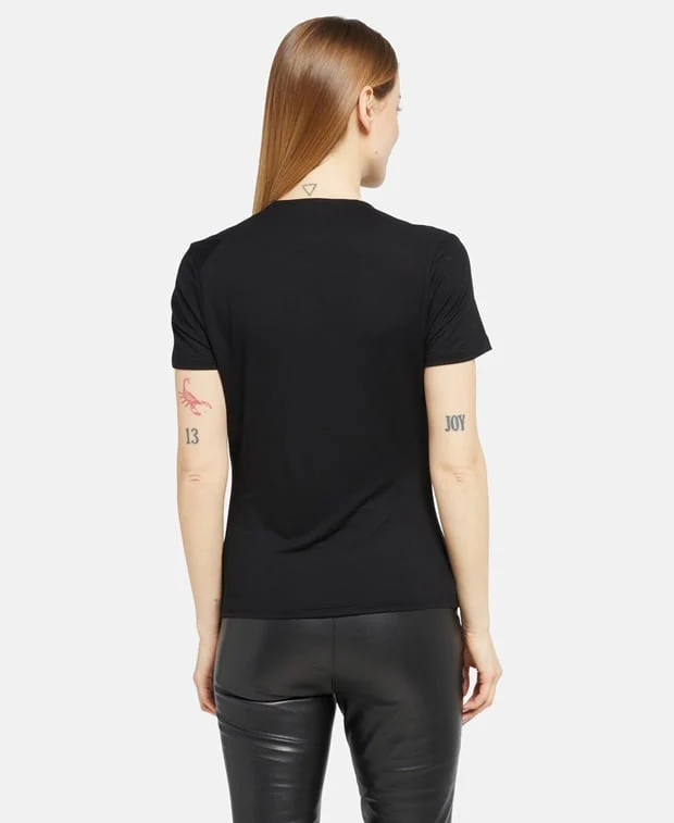 T-Shirt - Image 3