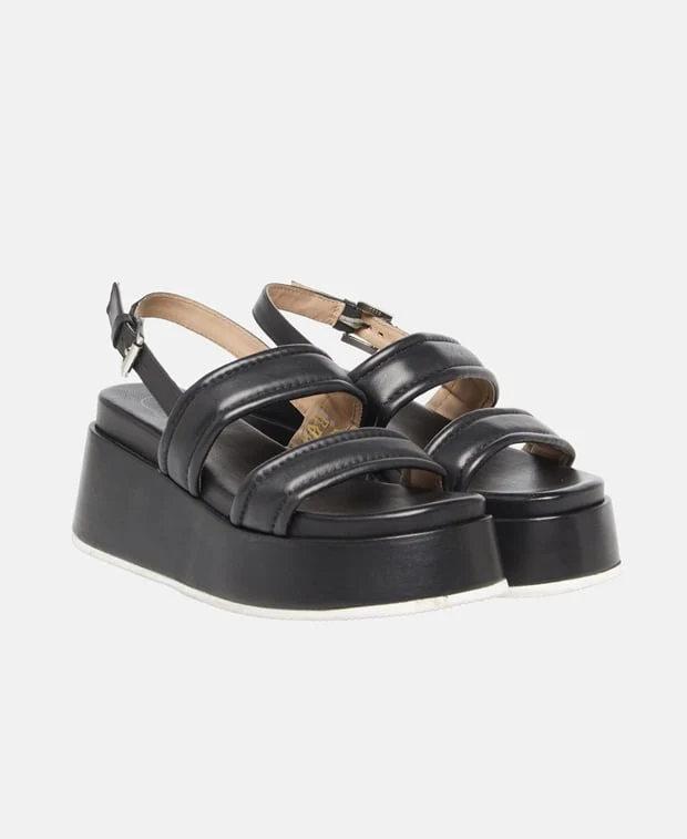 Plateau-Sandalen
