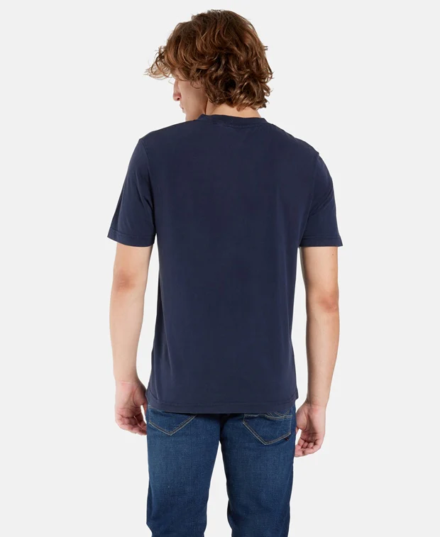 T-Shirt - Image 3