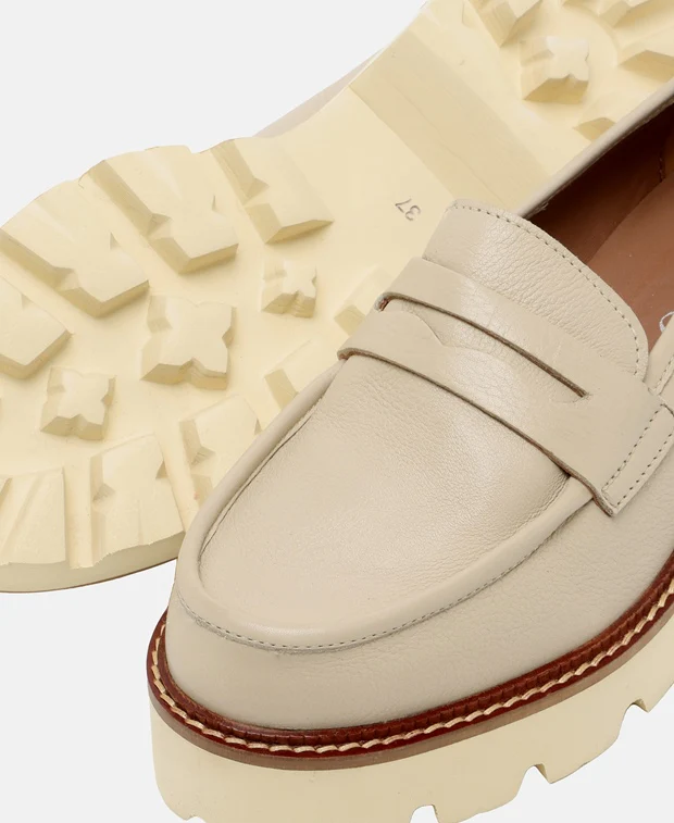 Loafer - Image 5