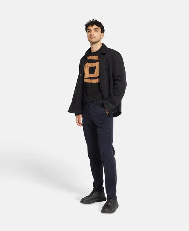 Chino - Image 5