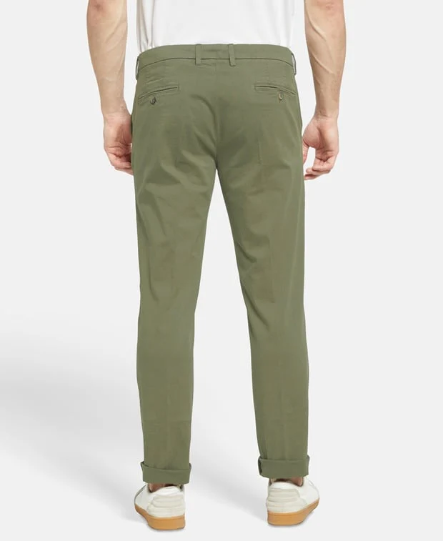 Chino - Image 3