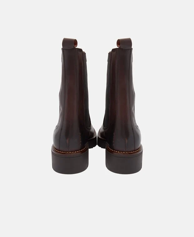 Chelsea Boots - Image 2