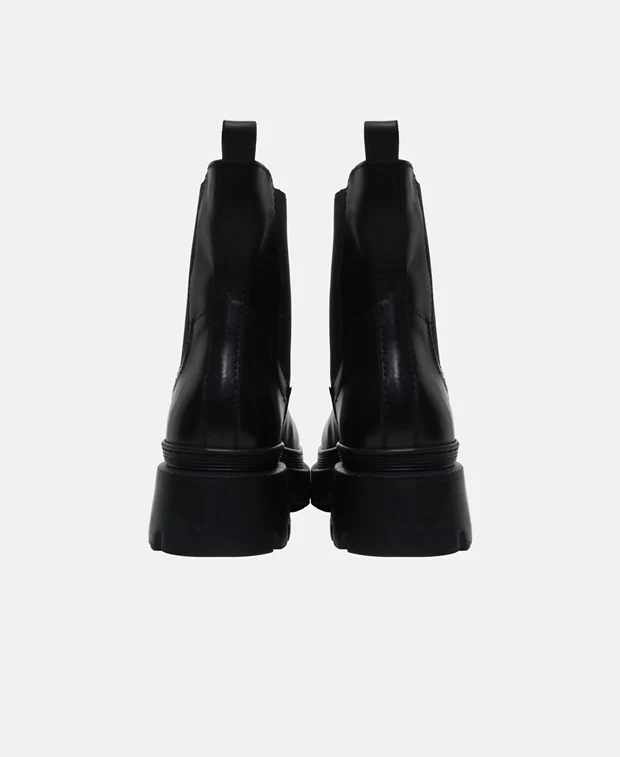Chelsea Boots - Image 2
