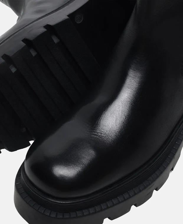 Chelsea Boots - Image 5