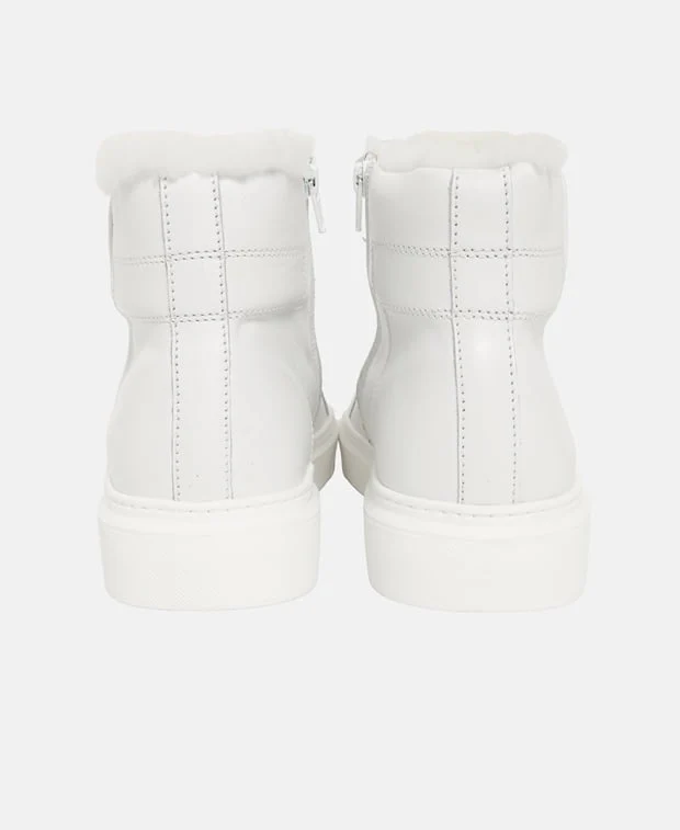 Sneaker - Image 2
