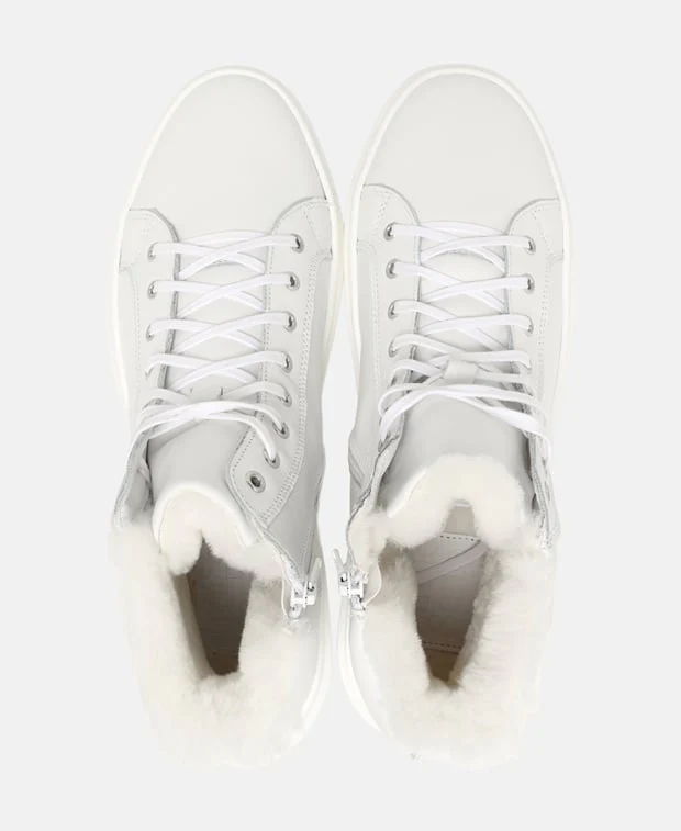 Sneaker - Image 3