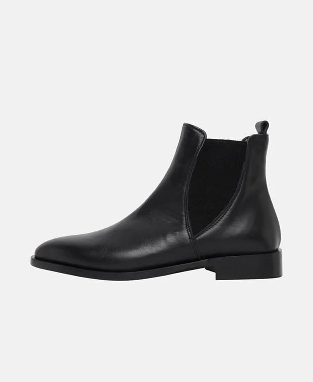 Chelsea Boots - Image 4
