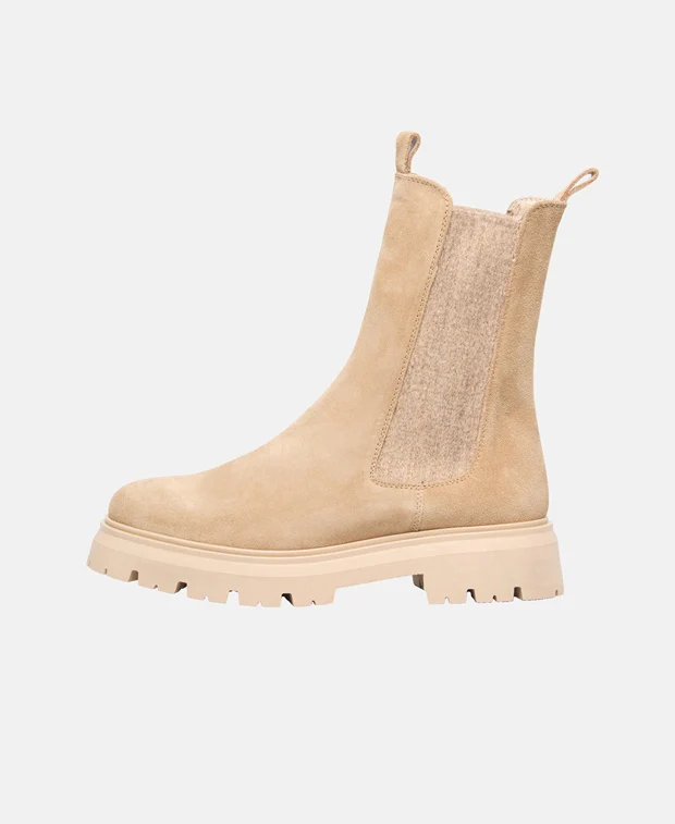 Chelsea Boots - Image 4