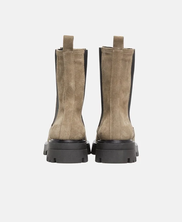 Chelsea Boots - Image 2