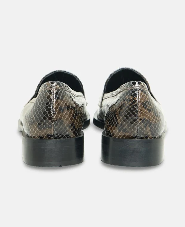 Loafer - Image 2