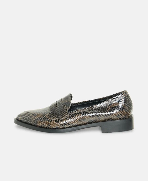 Loafer - Image 4