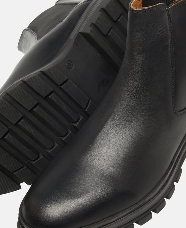 Chelsea Boots - Image 5