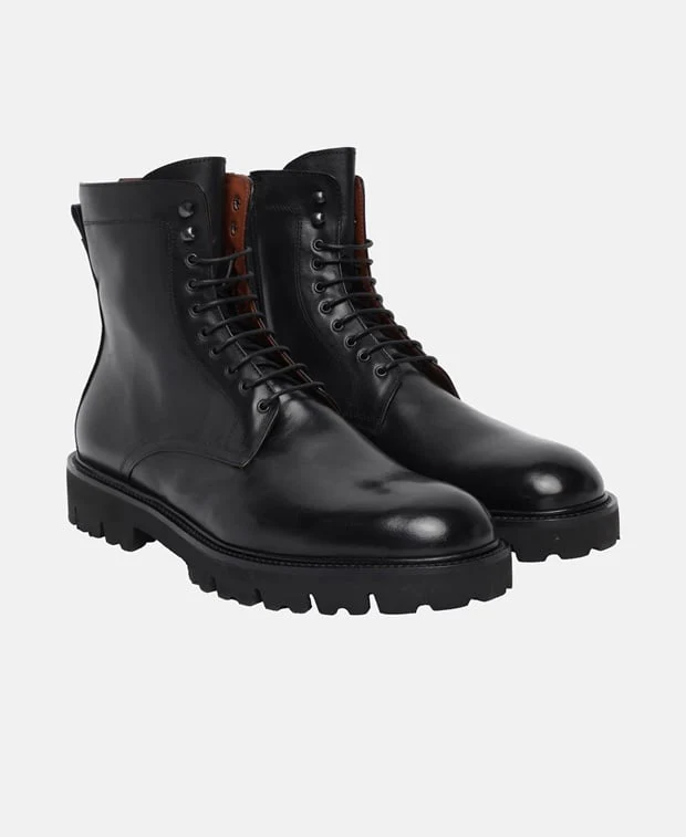 Schnürboots
