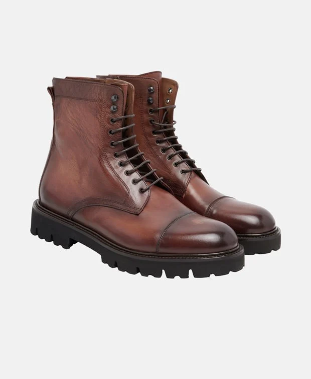 Schnürboots
