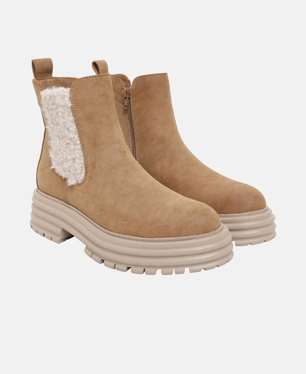 Chelsea Boots