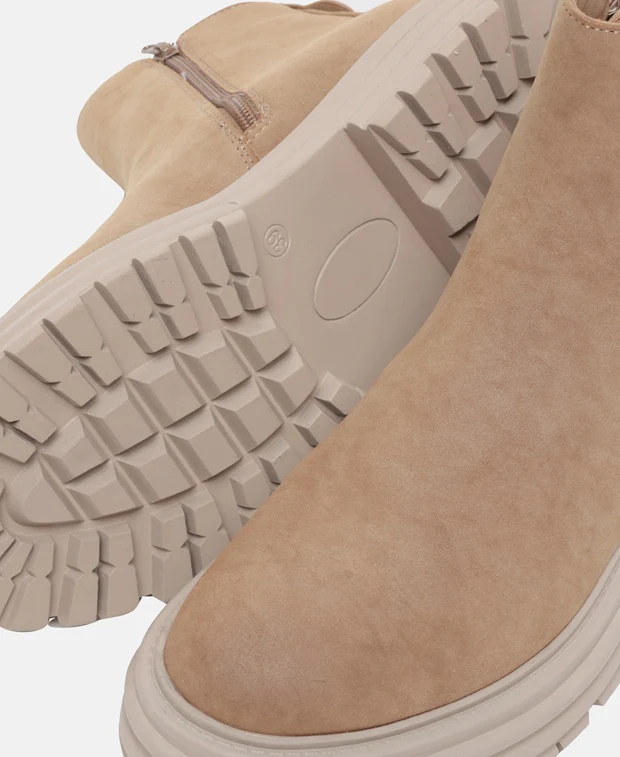 Chelsea Boots - Image 5