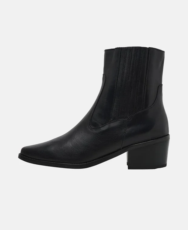 Chelsea Boots - Image 4