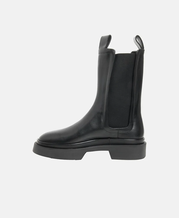 Chelsea Boots - Image 4