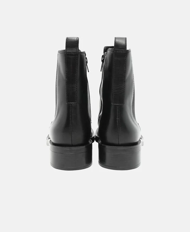 Chelsea Boots - Image 2
